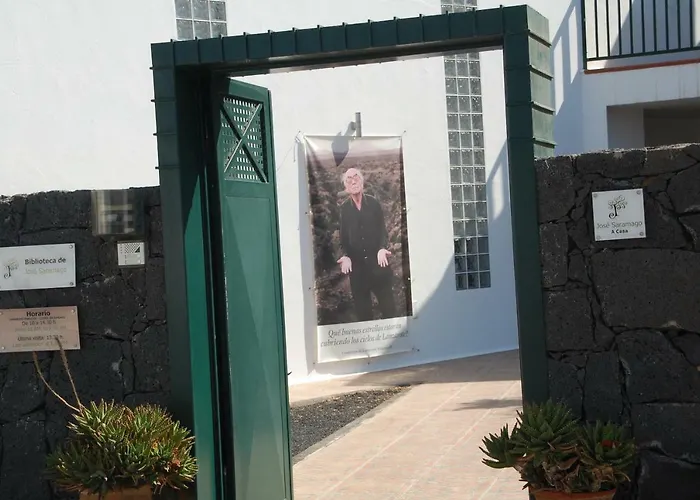 Jupe شقة تياس